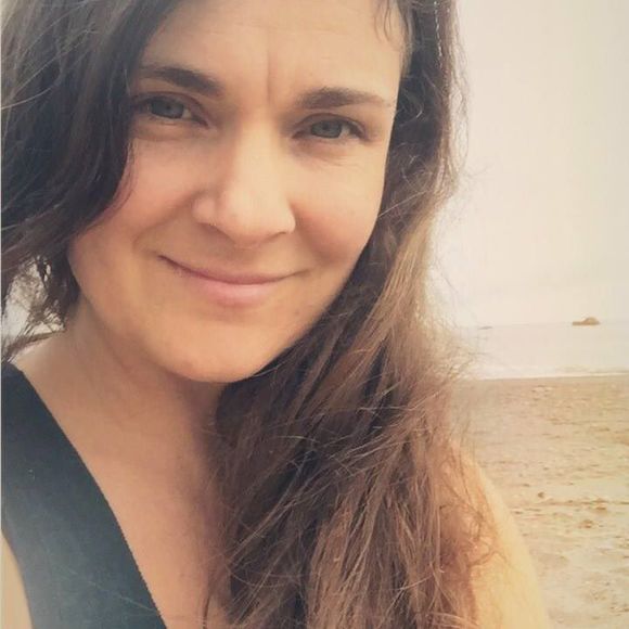 Meet your Posher, Amanda - Picture 1 of 1